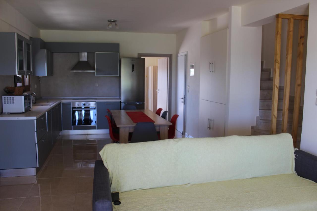 Petra Villa Afytos Exteriör bild