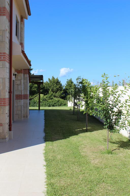 Petra Villa Afytos Exteriör bild