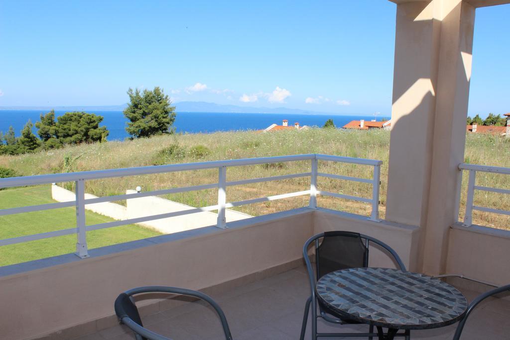 Petra Villa Afytos Exteriör bild